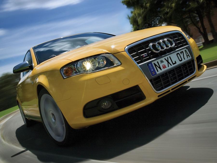  Audi S4 Sedan (B7, 8E) 2005 года  (AU) (фото 6 из 12)